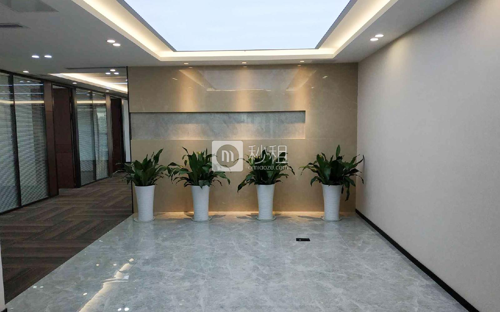 新浩E都写字楼出租293平米精装办公室158元/m².月