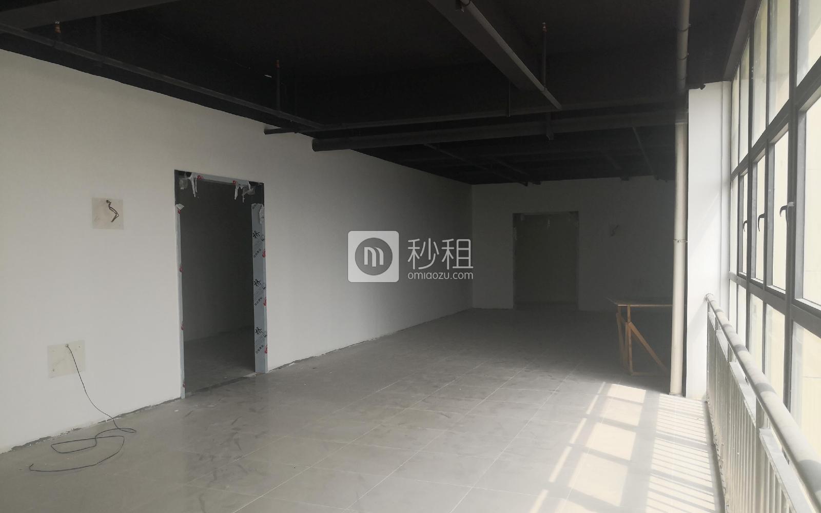 众华通科技园写字楼出租1200平米简装办公室1.1元/m².天