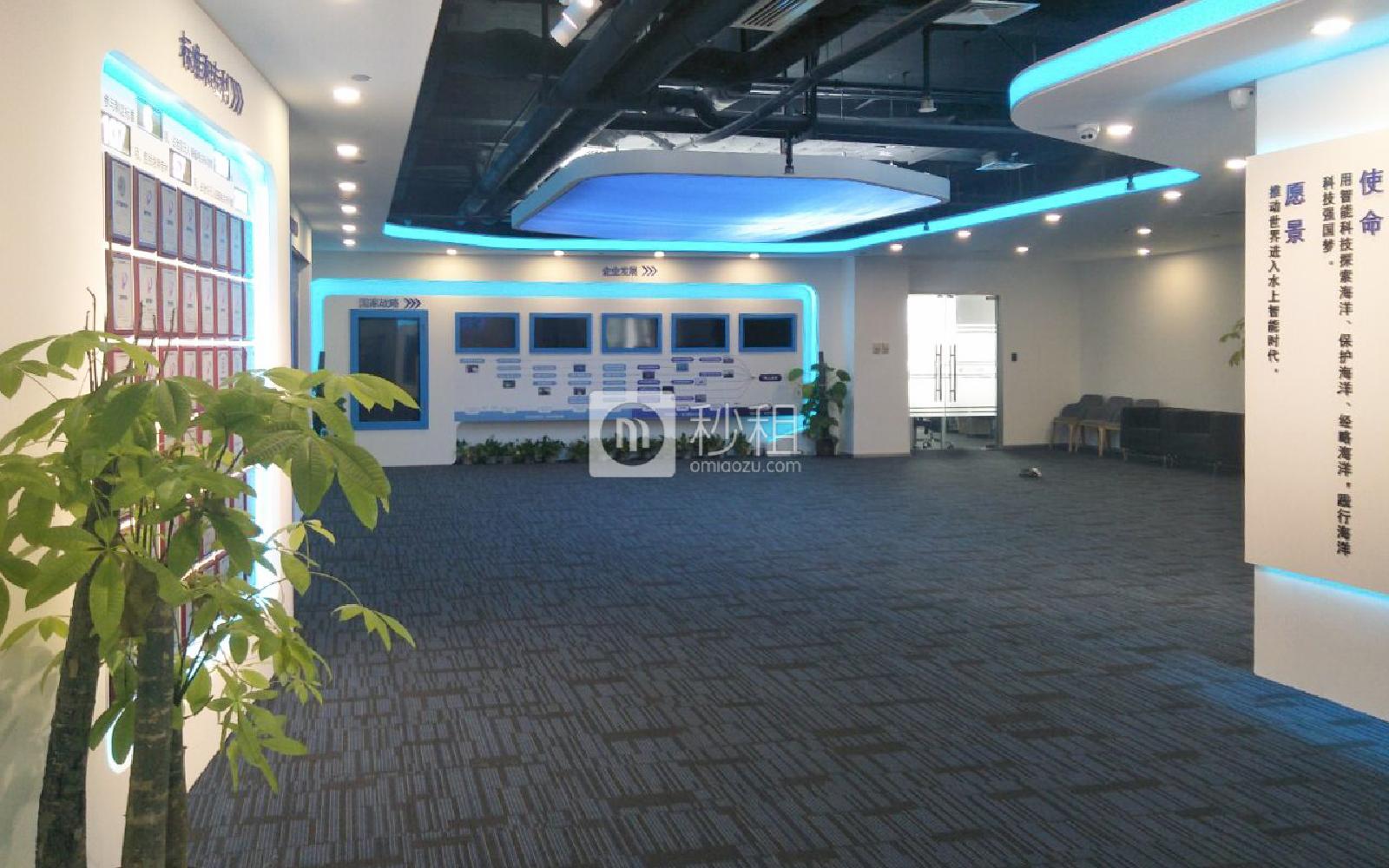 大铲湾码头写字楼出租820平米精装办公室120元/m².月