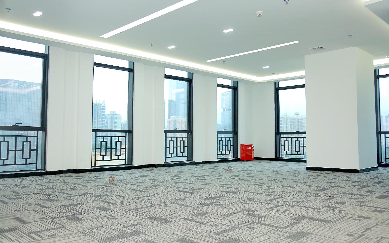 深业进元大厦写字楼出租408平米豪装办公室100元/m².月