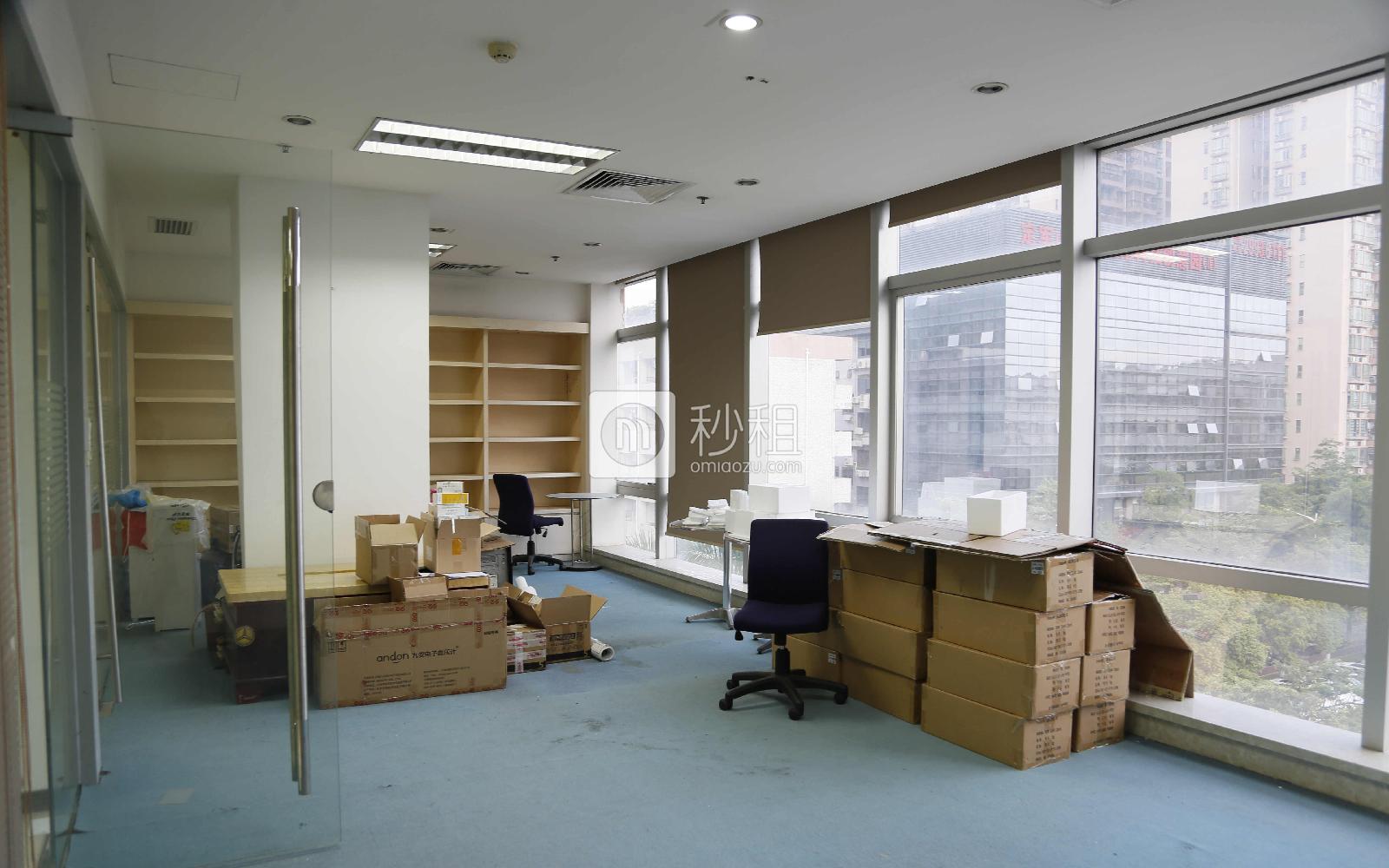 IDT研发中心写字楼出租242.5平米精装办公室42元/m².月