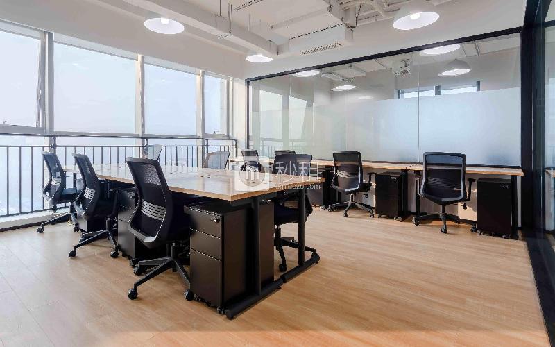 氪空间-创新国际社区写字楼出租50平米豪装办公室8800元/间.月