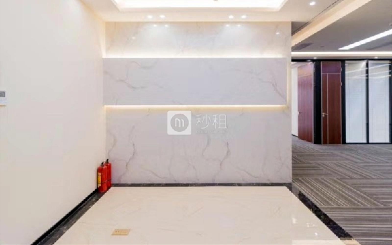 易尚中心写字楼出租335平米精装办公室140元/m².月
