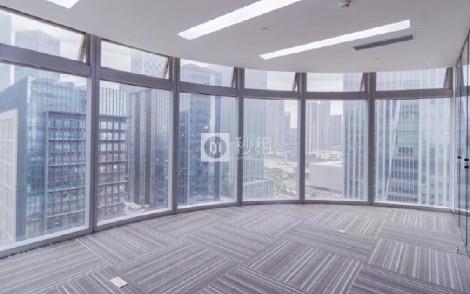 易尚中心写字楼出租335平米精装办公室140元/m².月