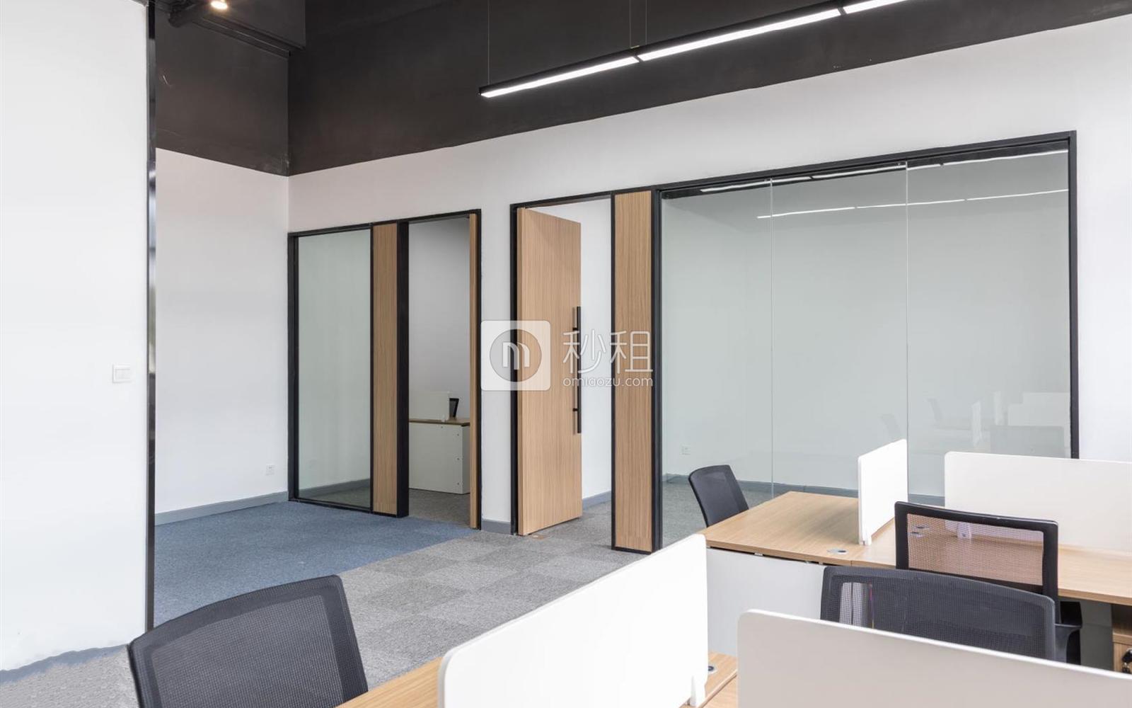 星港同创汇写字楼出租126平米精装办公室48元/m².月