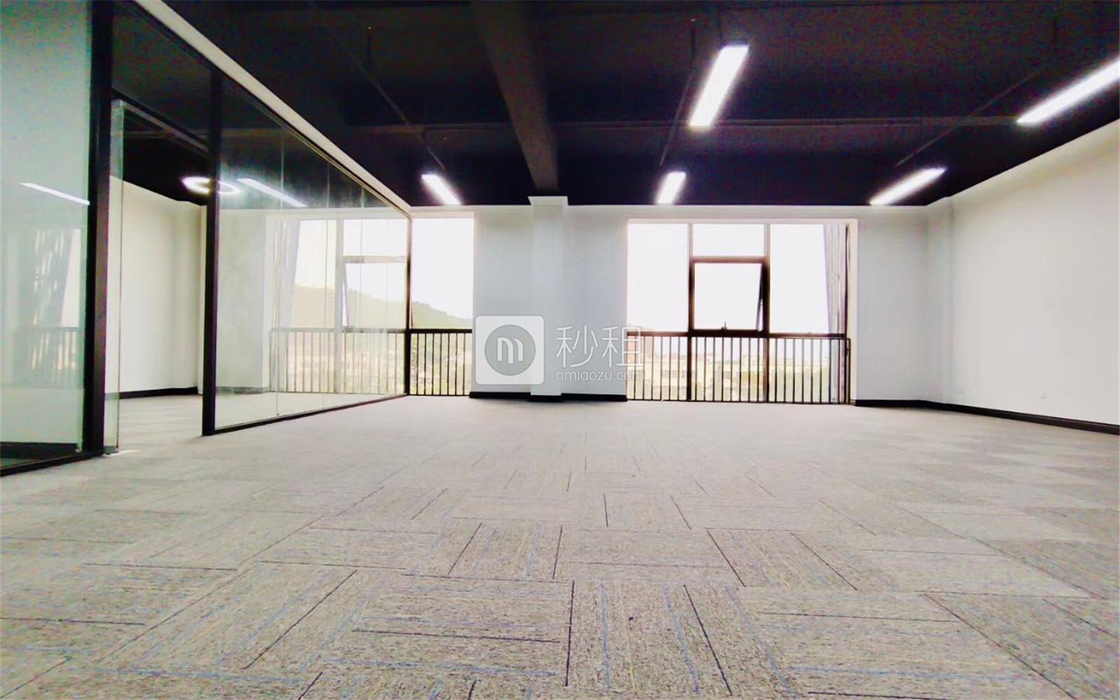 湾区人工智能产业园写字楼出租260平米精装办公室55元/m².月