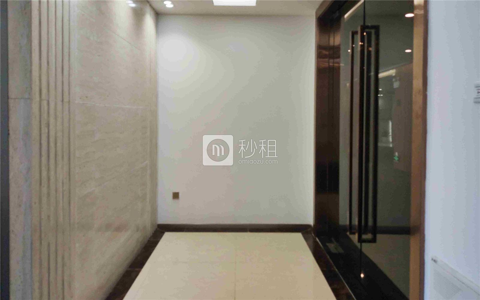 珠控国际中心-珠控商务大厦写字楼出租194平米精装办公室120元/m².月