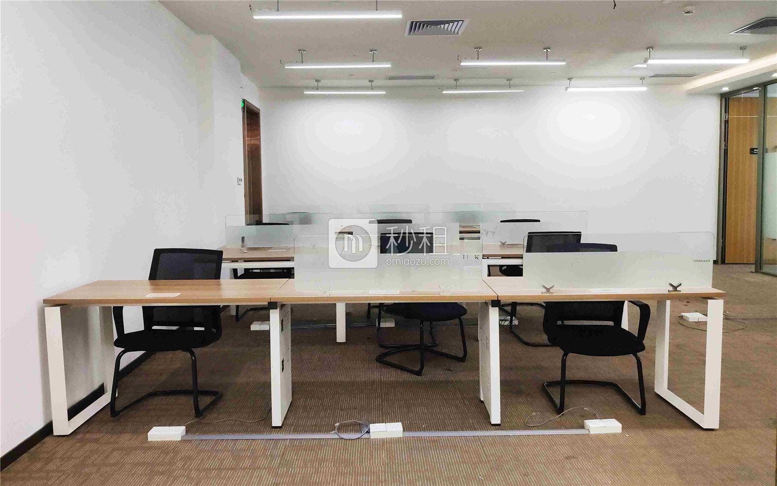 珠控国际中心-珠控商务大厦写字楼出租303平米精装办公室99元/m².月