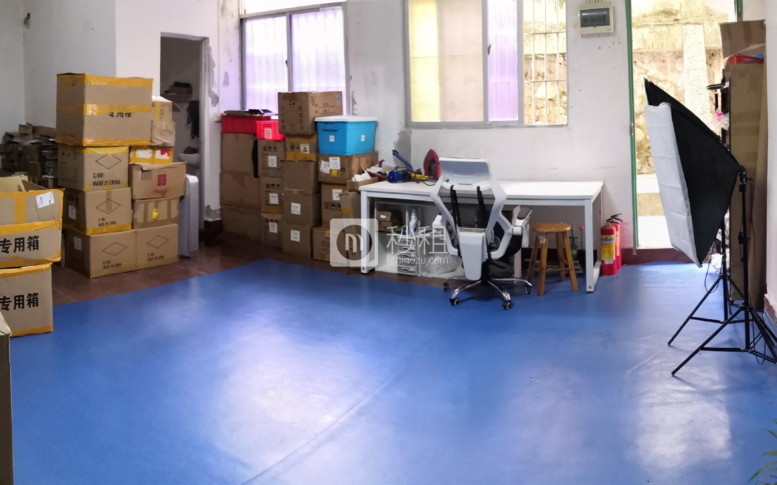 湖北宝丰工业区写字楼出租110平米简装办公室4200元/月