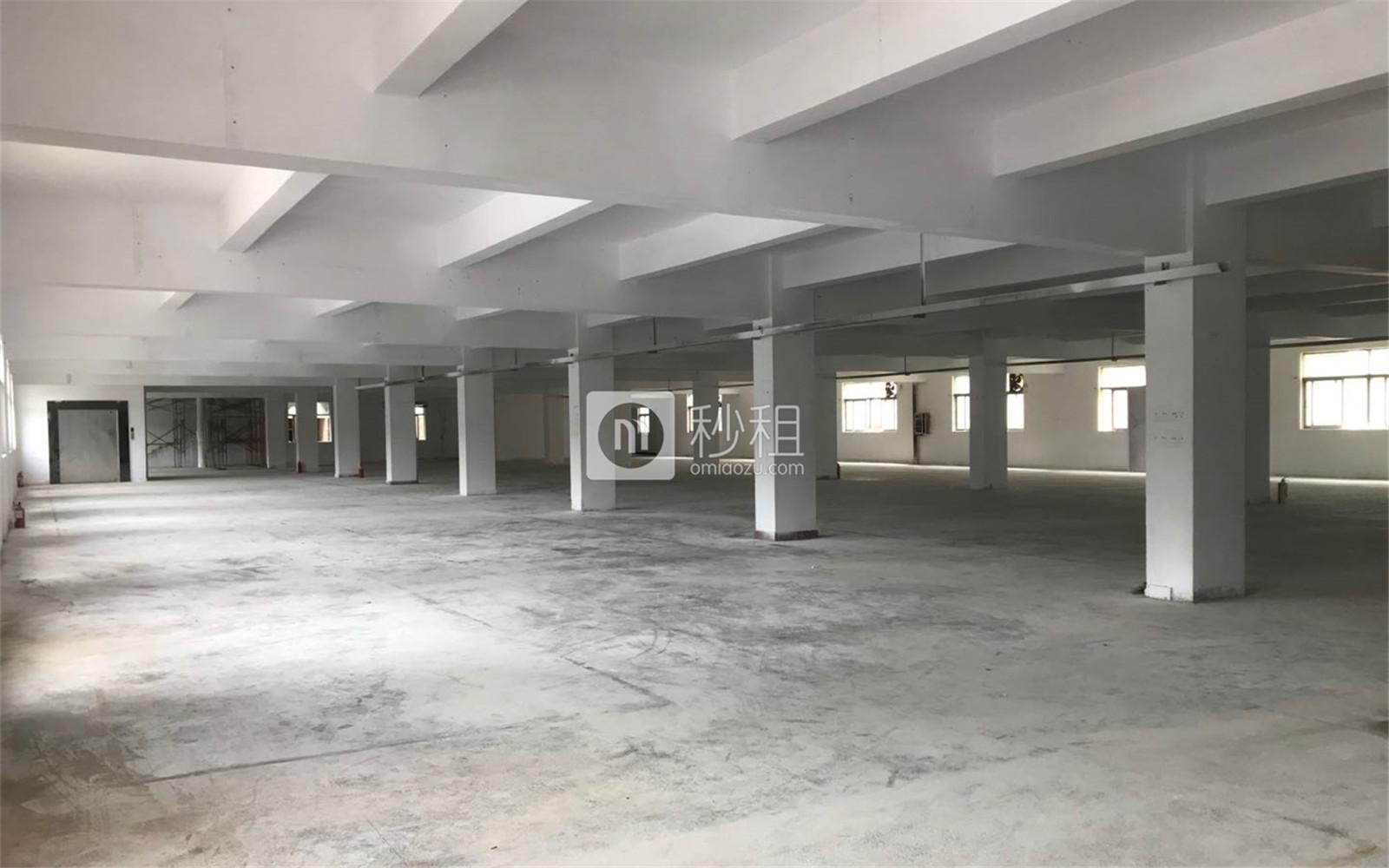 港鸿基创新智慧园写字楼出租540平米毛坯办公室42元/m².月