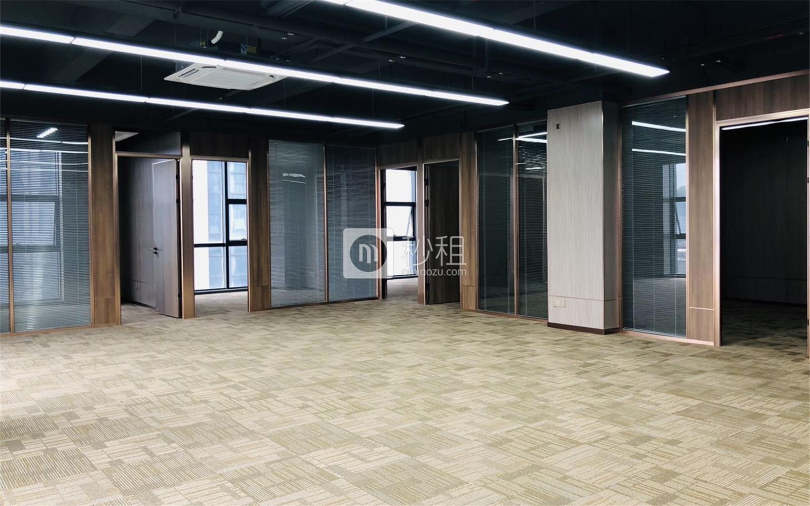 科姆龙科技园写字楼出租282平米精装办公室58元/m².月