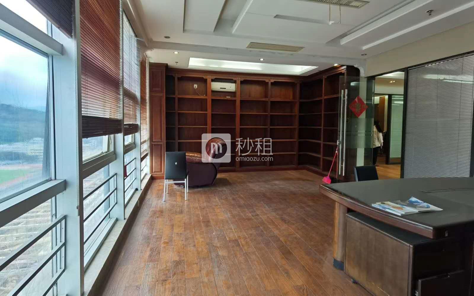 天安数码城写字楼出租460平米豪装办公室75元/m².月