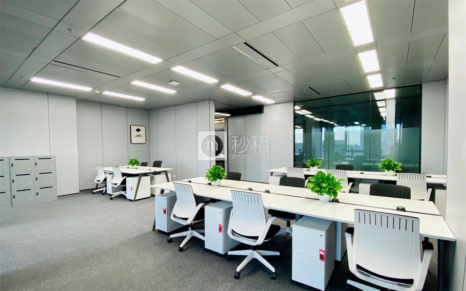 汉京金融中心写字楼出租213平米豪装办公室55000元/间.月