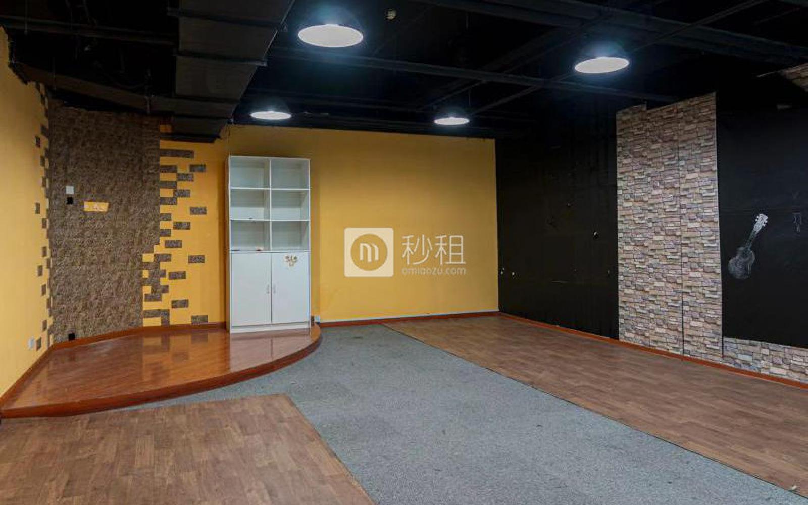 龙冠商务中心银座-乐邦乐成创业基地写字楼出租145平米简装办公室5.2元/m².天