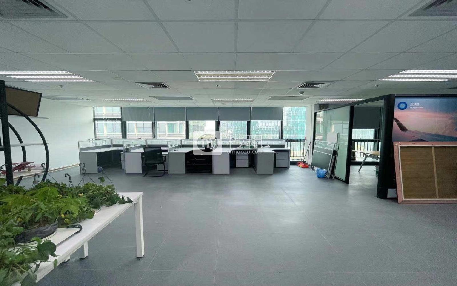 中城T3·sp@ce产业创新园写字楼出租251平米精装办公室70元/m².月