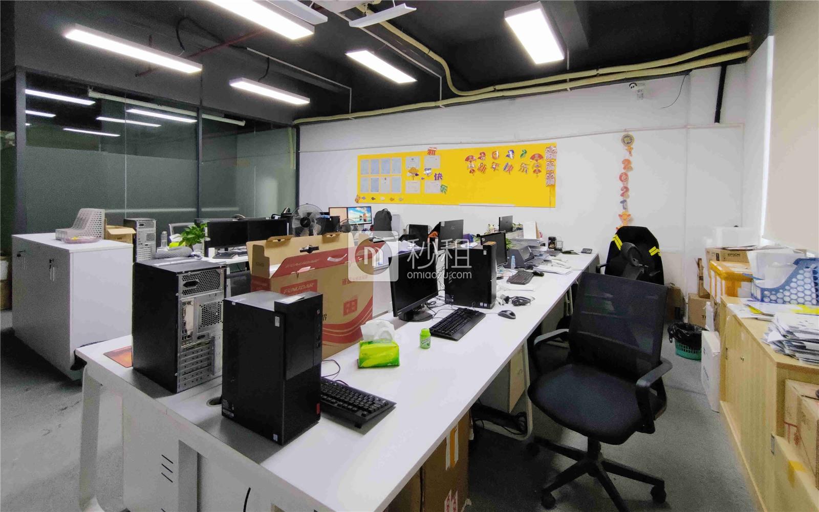 南山云谷创新产业园（二期）写字楼出租410平米精装办公室65元/m².月
