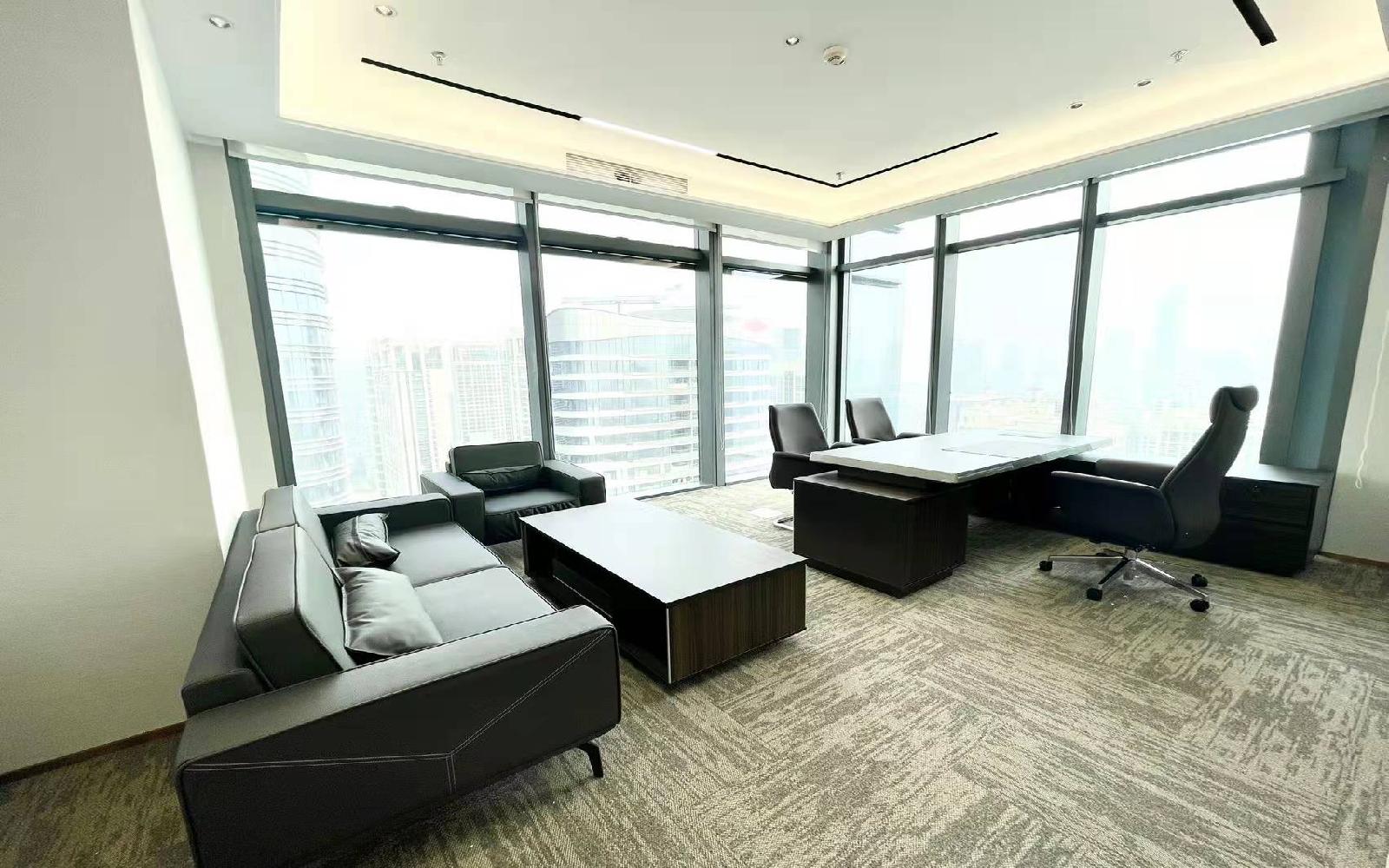 皇庭中心写字楼出租617平米精装办公室218元/m².月