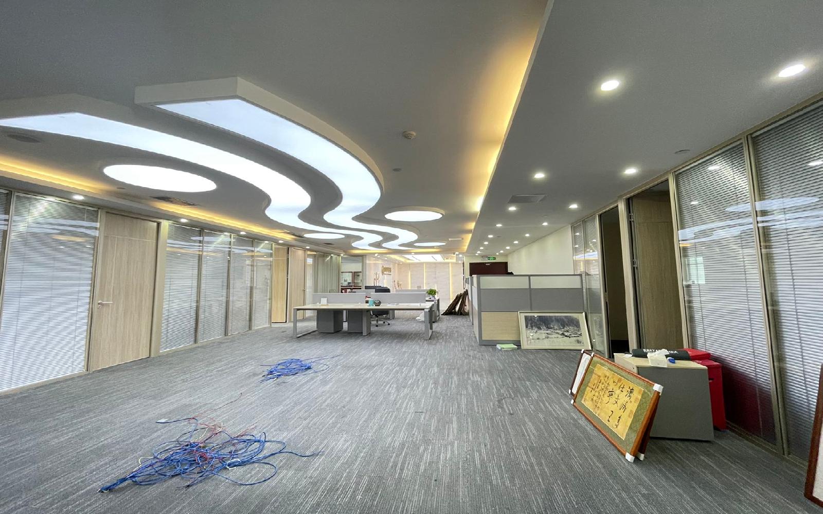 卓越时代广场写字楼出租600平米精装办公室180元/m².月