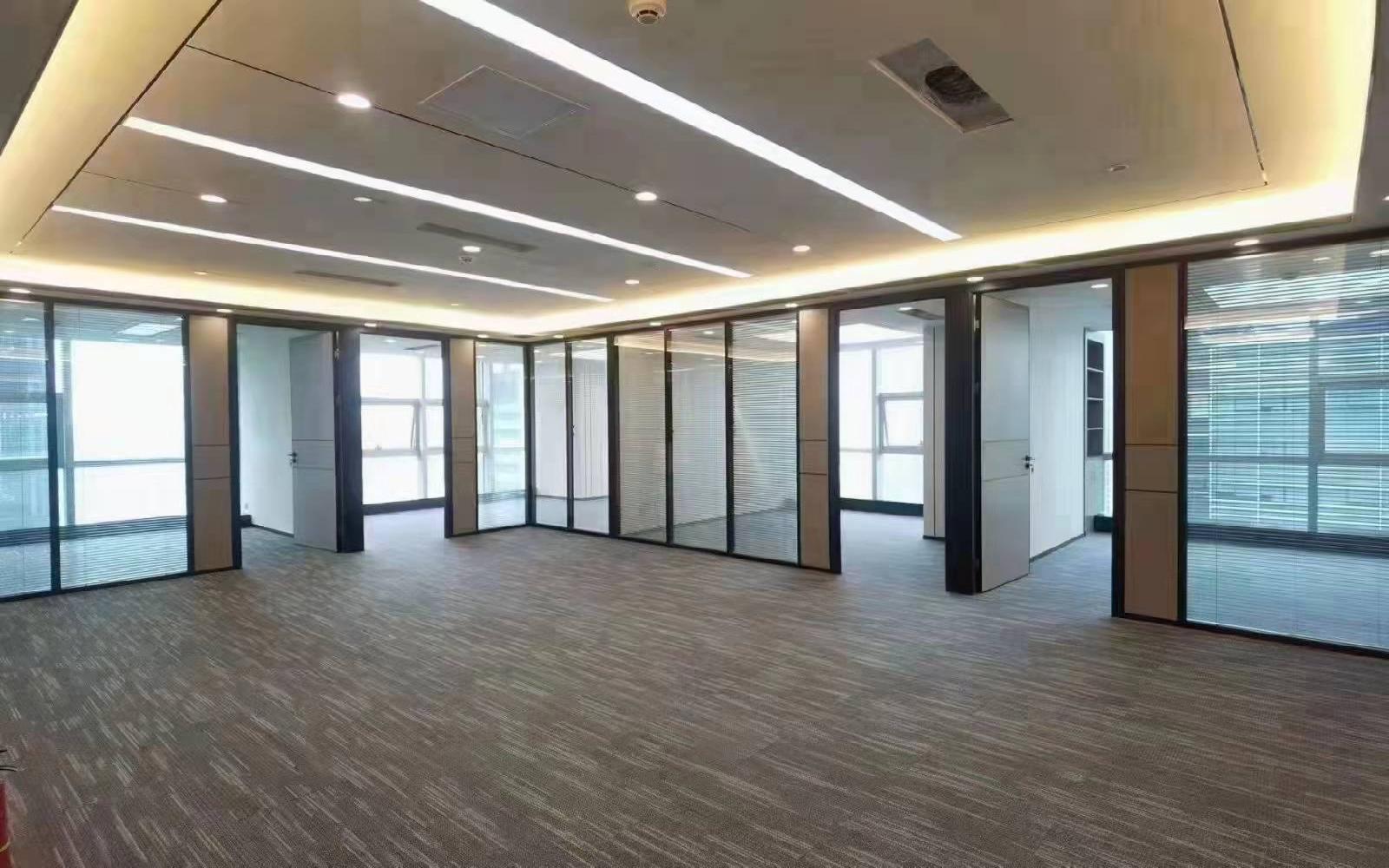 金中环国际商务大厦写字楼出租255平米精装办公室158元/m².月