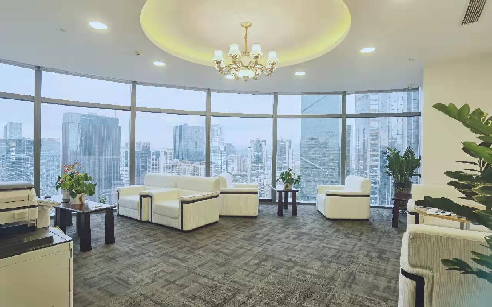 皇庭中心写字楼出租2209.42平米豪装办公室300元/m².月