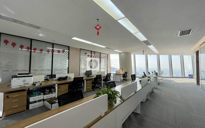 前海世茂大厦写字楼出租754.03平米精装办公室180元/m².月