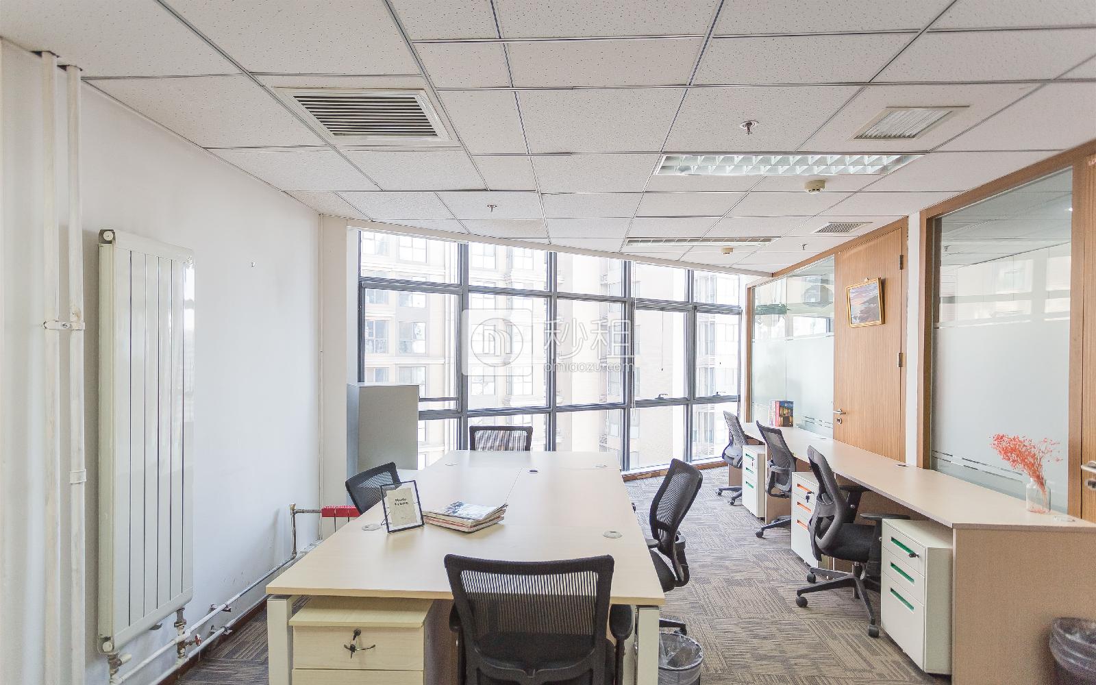 悠唐国际中心写字楼出租40平米简装办公室22500元/月