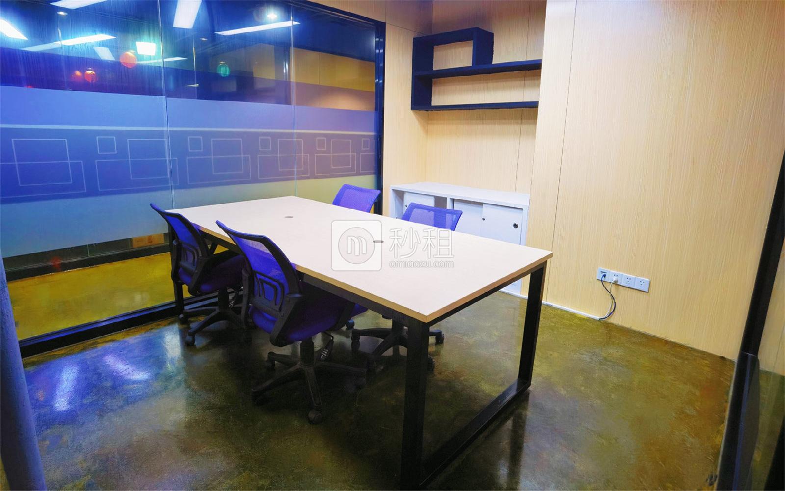 科拓孵化器写字楼出租20平米精装办公室3600元/间.月