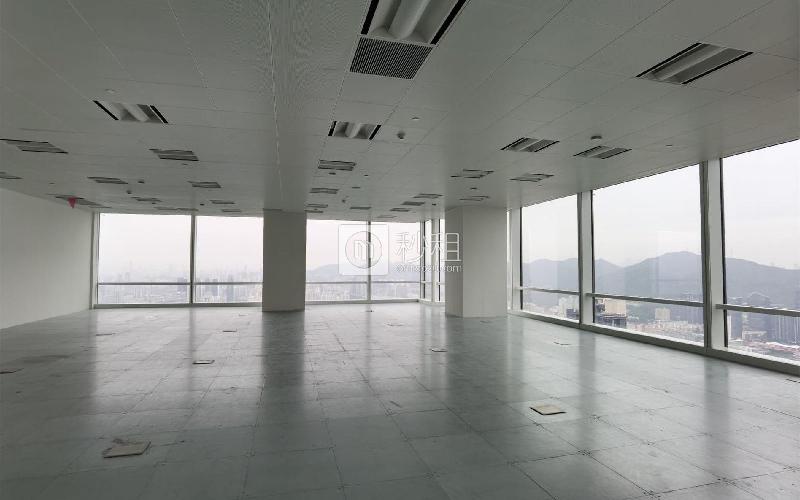 深业上城写字楼出租266.09平米标准交付办公室230元/m².月