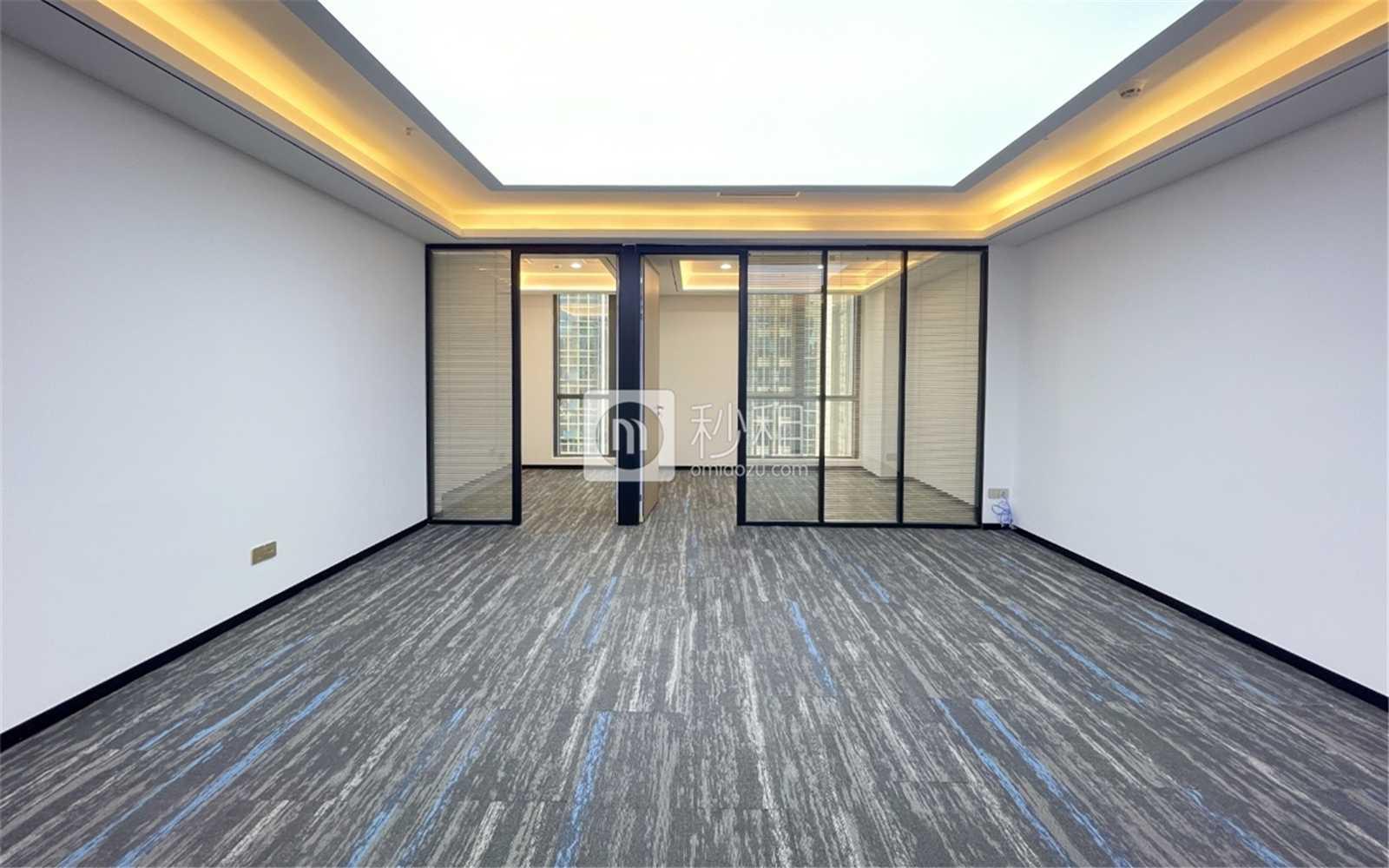 新华保险大厦写字楼出租168平米豪装办公室138元/m².月