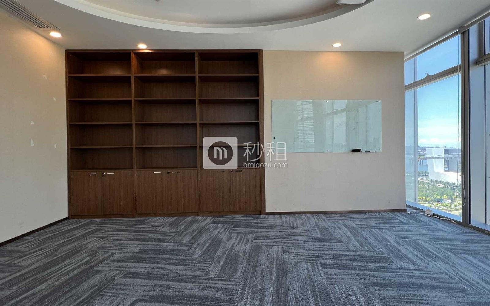 前海卓越时代广场写字楼出租251平米精装办公室108元/m².月