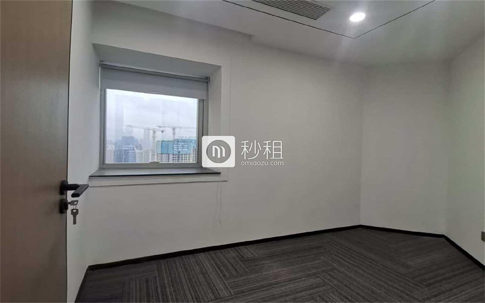 鸿昌广场写字楼出租79平米精装办公室88元/m².月