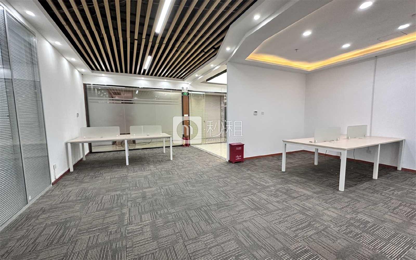 盈峰中心（易思博软件大厦）写字楼出租160.2平米精装办公室160元/m².月