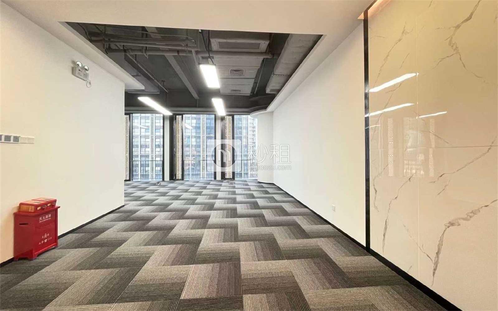 华联城市中心写字楼出租172平米精装办公室128元/m².月