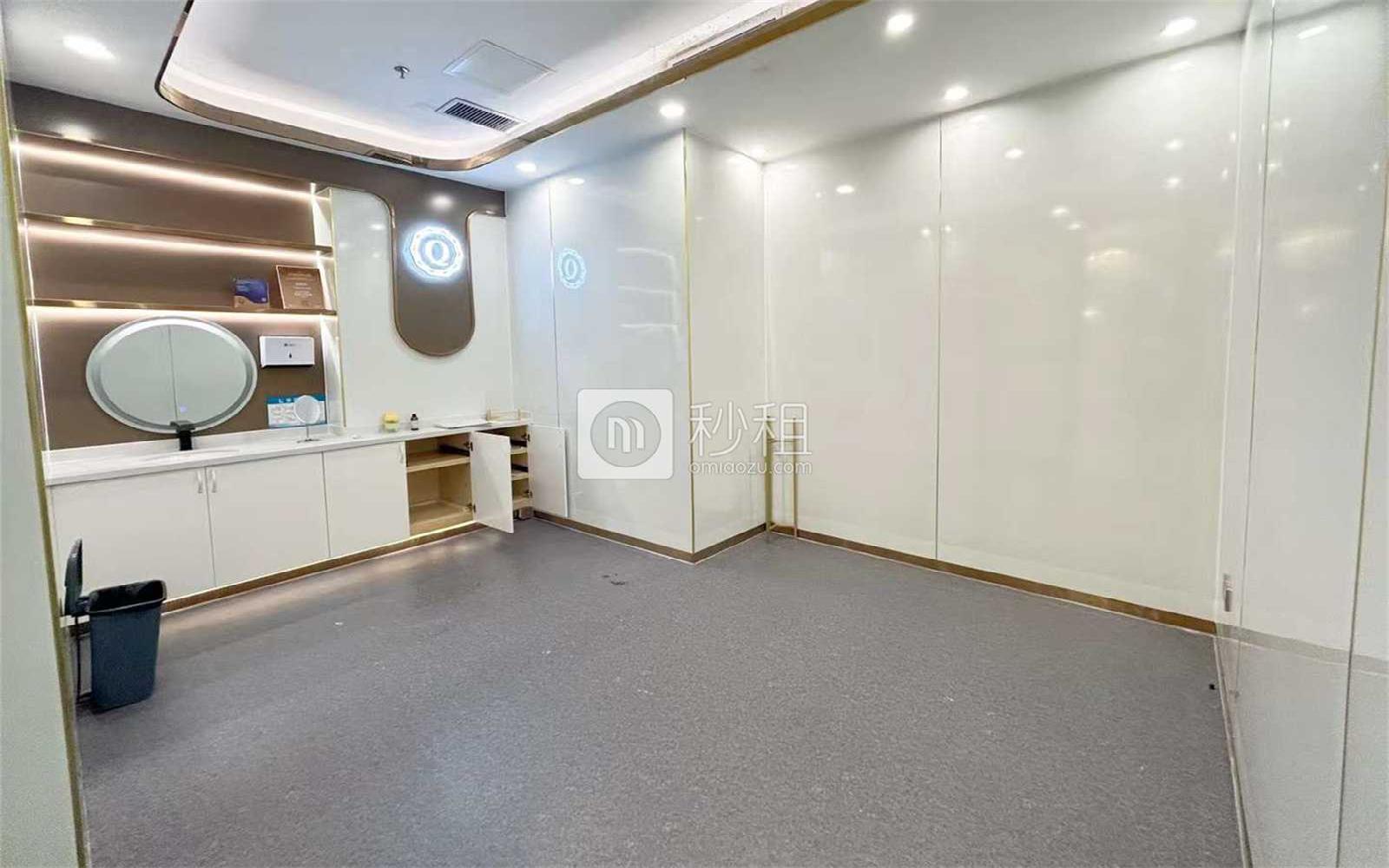 SCC中洲控股中心写字楼出租468平米精装办公室138元/m².月