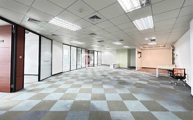怡化金融科技大厦写字楼出租323.67平米精装办公室148元/m².月