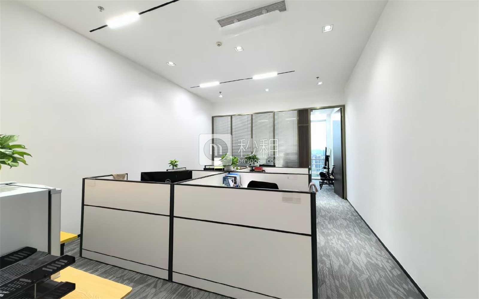 星河WORLD（二期）写字楼出租120平米精装办公室110元/m².月