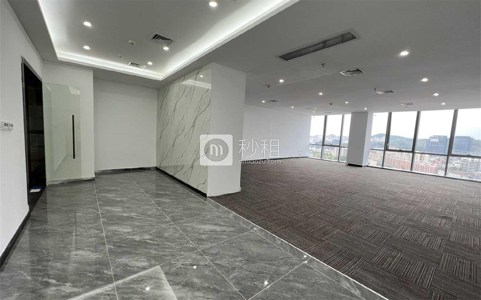 观澜湖国际大厦写字楼出租173平米简装办公室60元/m².月