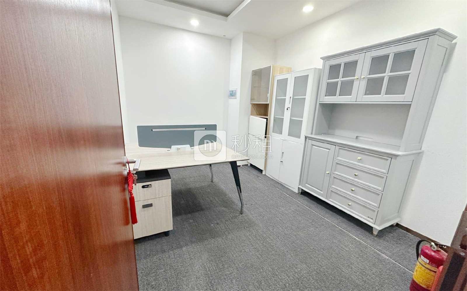 云松大厦写字楼出租298平米精装办公室98元/m².月