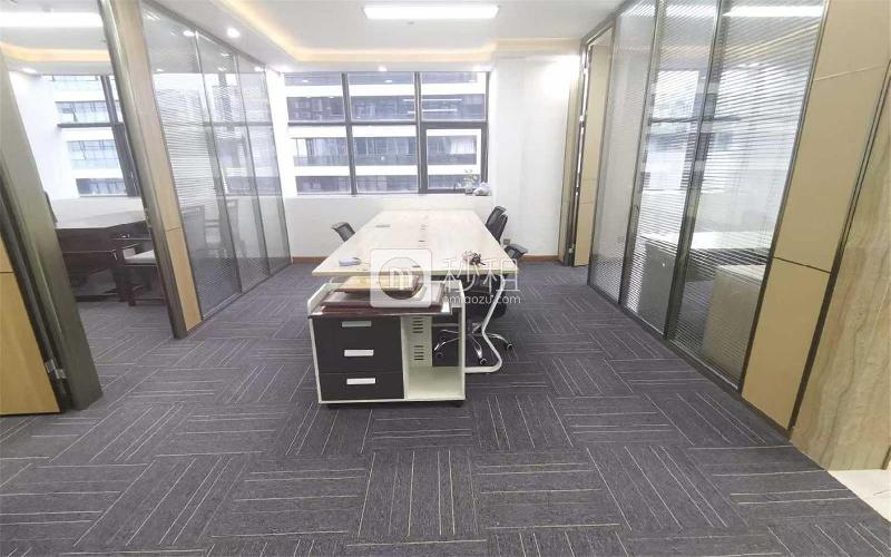云松大厦写字楼出租158平米精装办公室108元/m².月