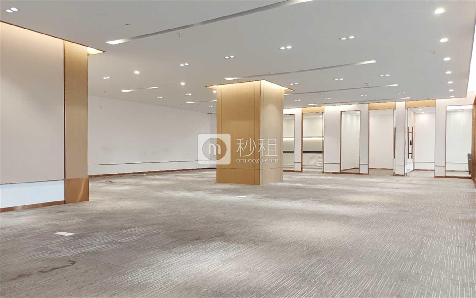 中铁南方总部大厦写字楼出租641.93平米精装办公室118元/m².月