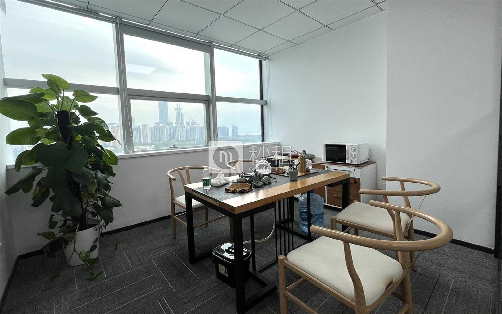 曙光科技大厦写字楼出租163.78平米精装办公室138元/m².月