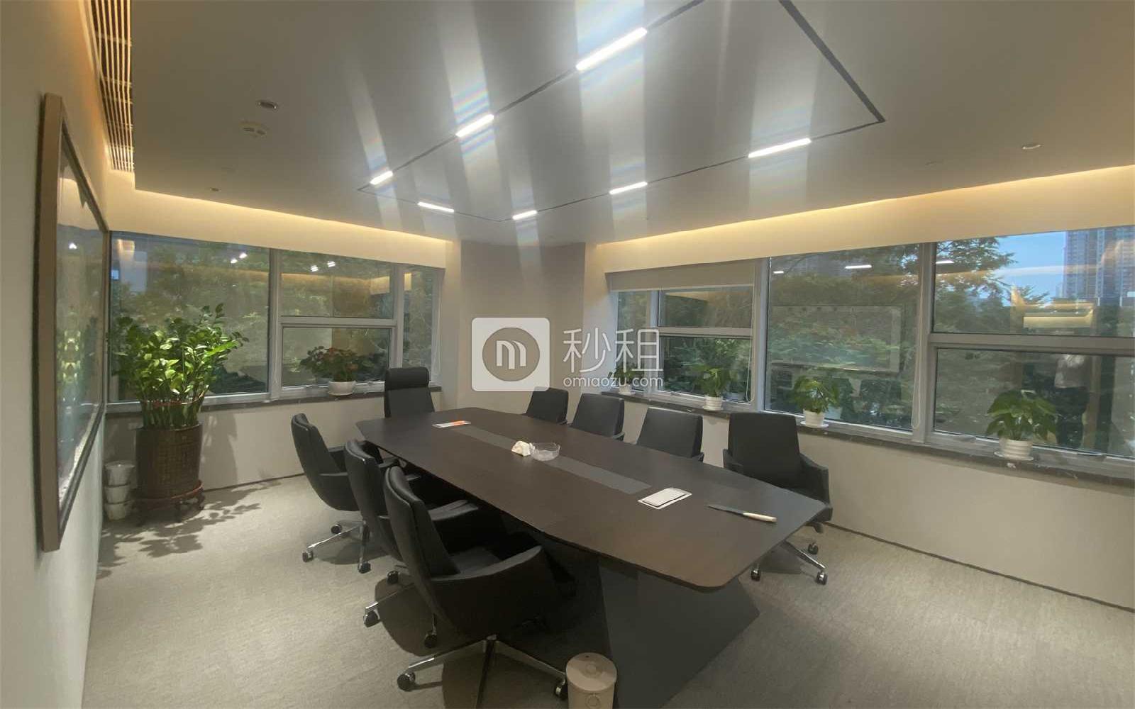 威新软件科技园写字楼出租240.22平米精装办公室190元/m².月