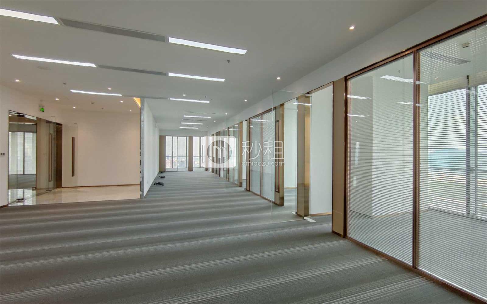 方大城写字楼出租301.01平米精装办公室160元/m².月