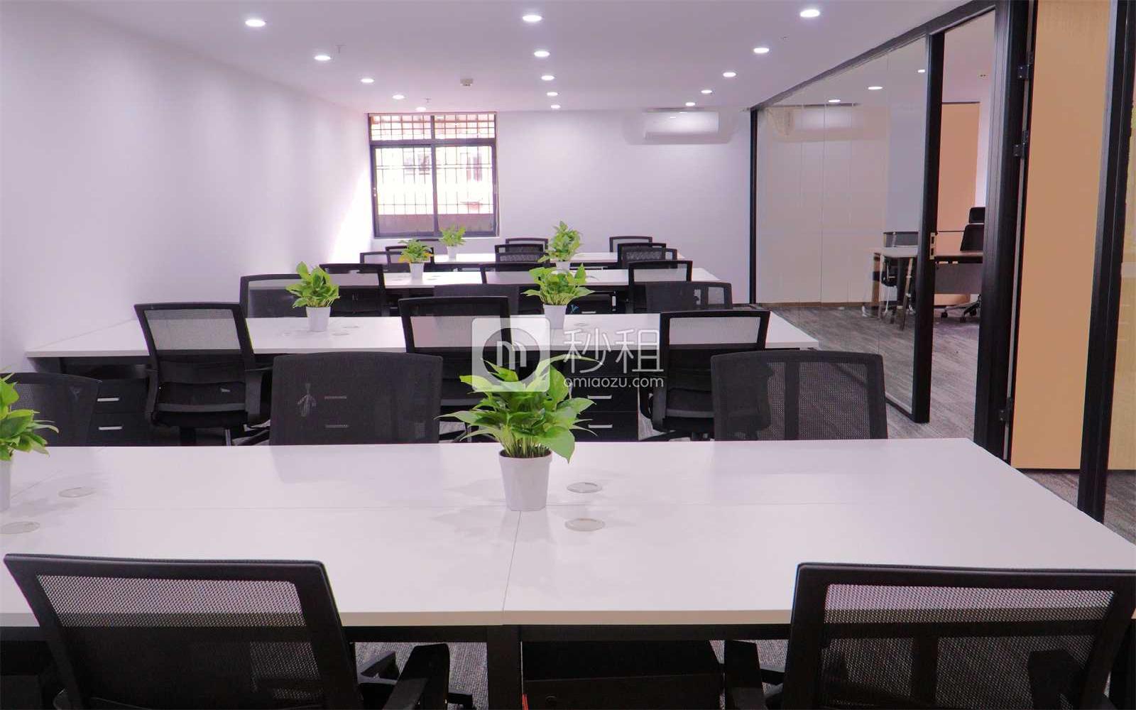 企领湾-白云宾馆写字楼出租250平米精装办公室90元/m².月