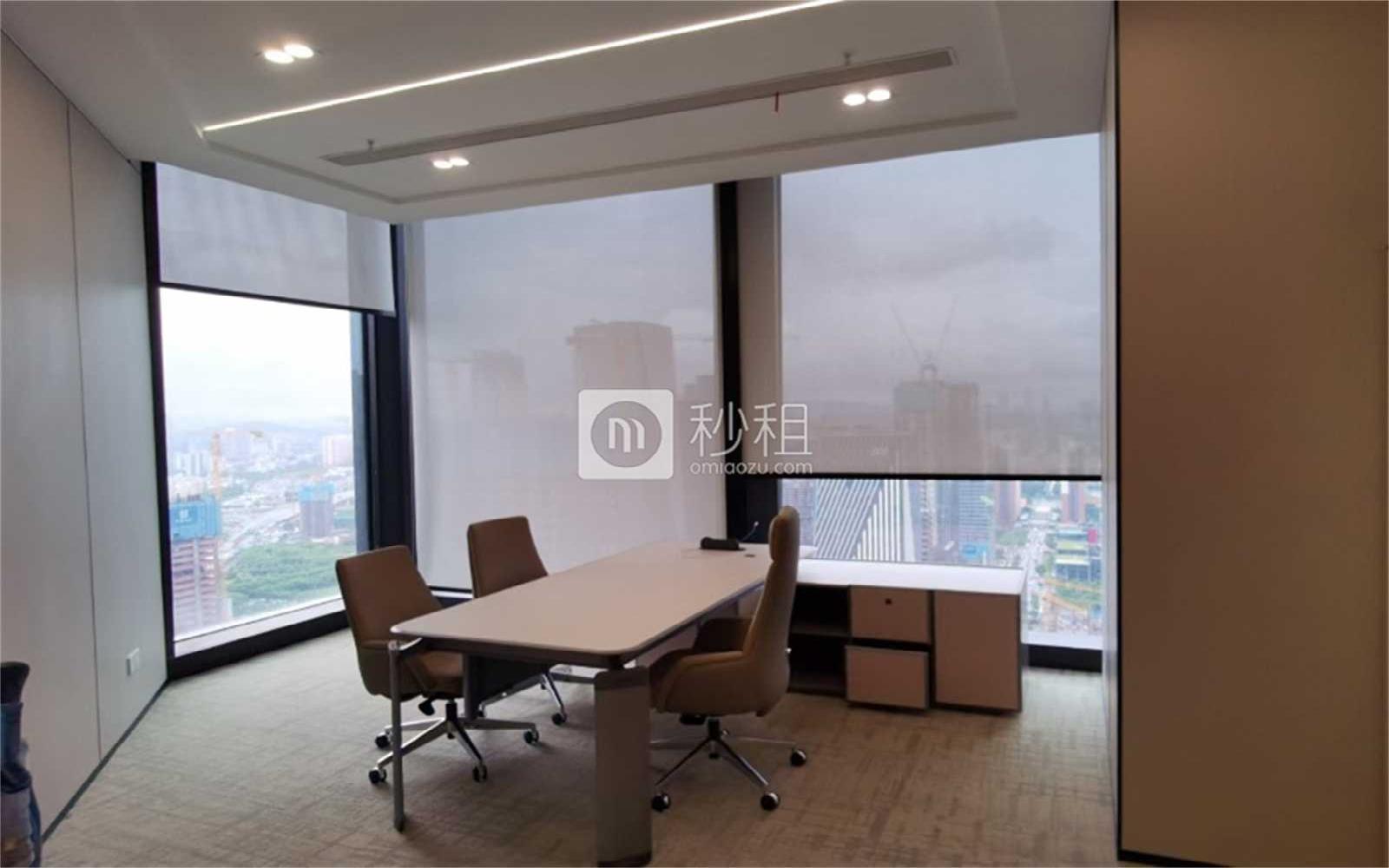 QFC恒裕前海金融中心写字楼出租636.17平米精装办公室256元/m².月