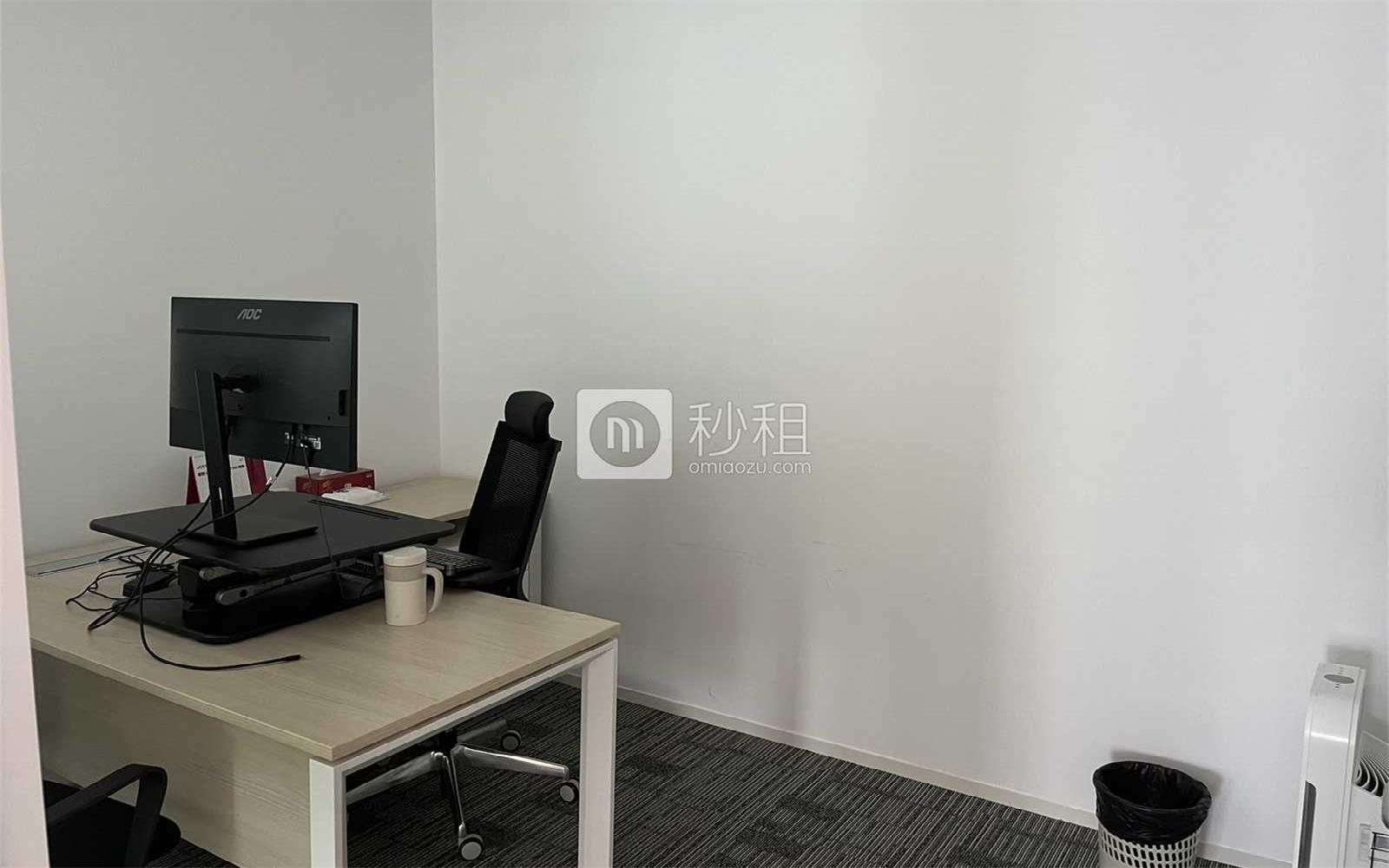 汉京金融中心写字楼出租276.47平米精装办公室230元/m².月