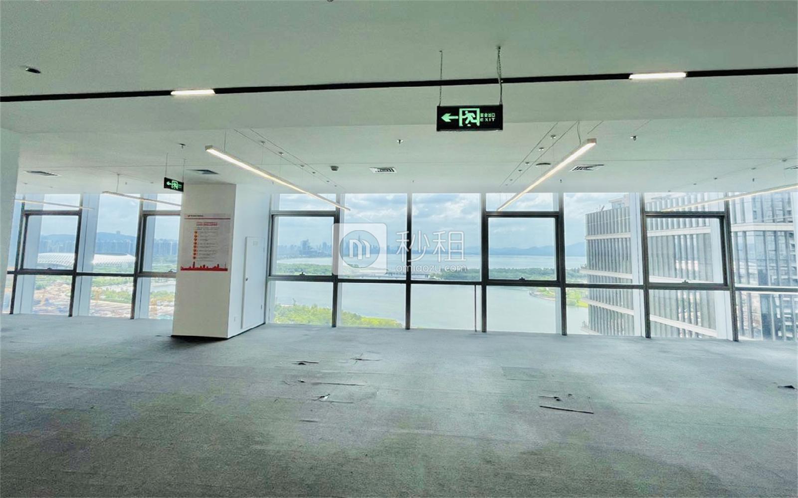 阿里中心写字楼出租906.66平米精装办公室255元/m².月