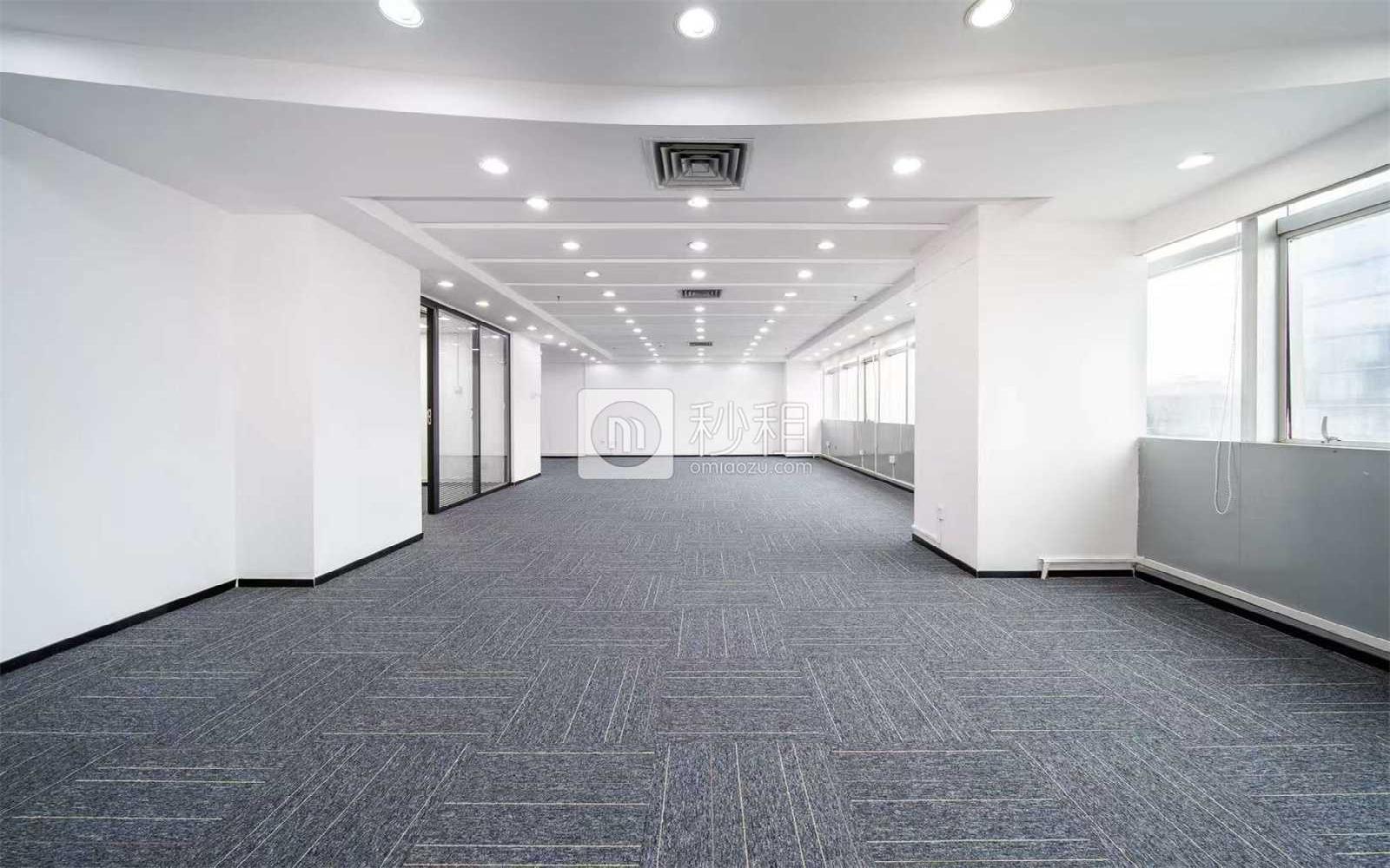 万通大厦 写字楼出租220平米精装办公室85元/m².月