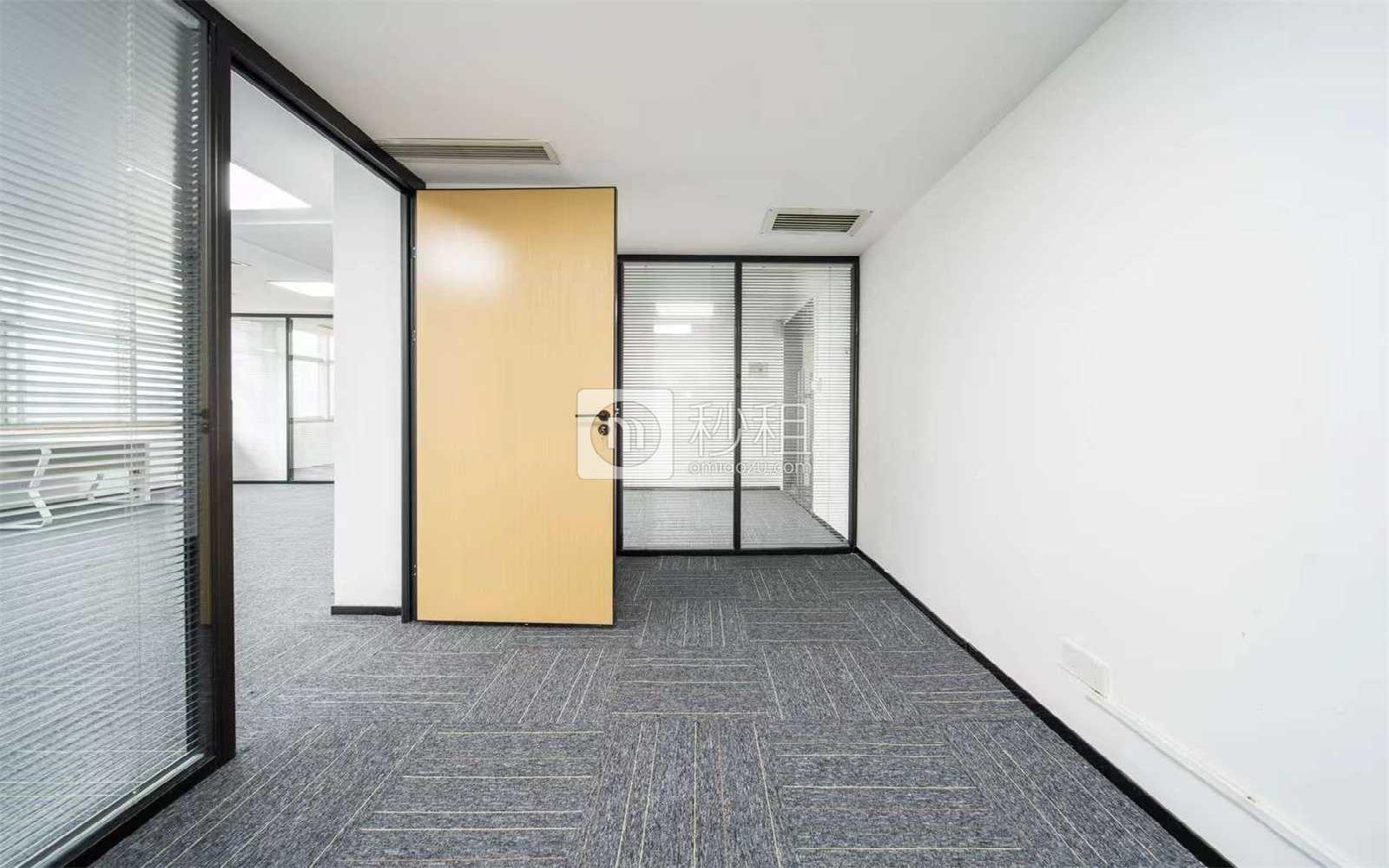 万通大厦 写字楼出租234平米精装办公室89元/m².月