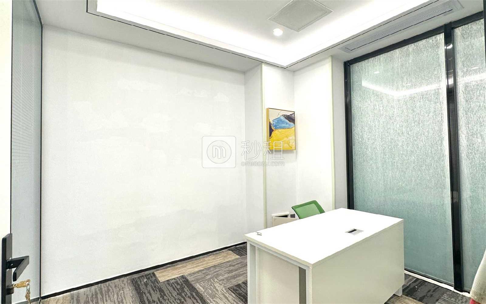 卫星大厦写字楼出租326平米精装办公室98元/m².月